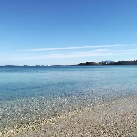 Valia Seaside Villa *