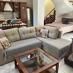 Villa Valia Seaside *