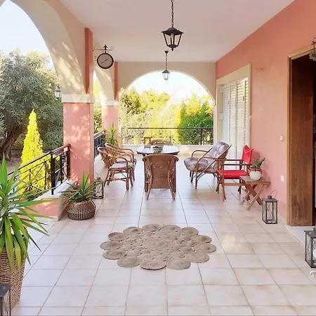 Valia Seaside Villa Ýpsos
