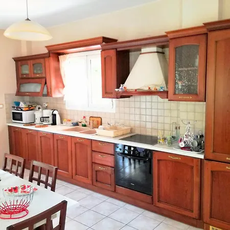 Valia Seaside Villa Ýpsos