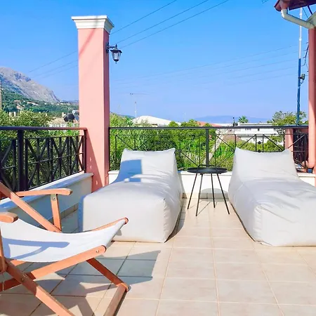 Valia Seaside Villa *